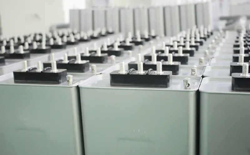 智能電力電容器能抵抗電網(wǎng)諧波嗎？